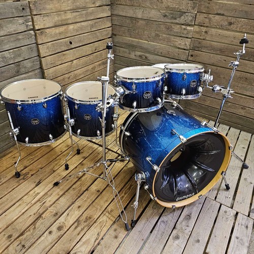 Drum kit acoustic - kit,